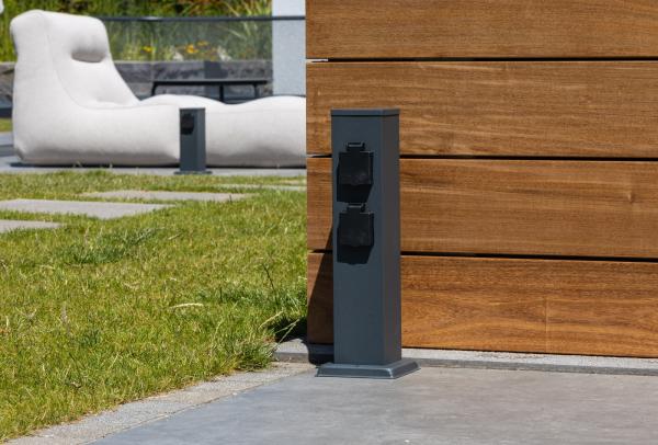 Steckdosensäule 4-fach, IP44, Anthrazit 250V~/ 16A, 13x13x40cm